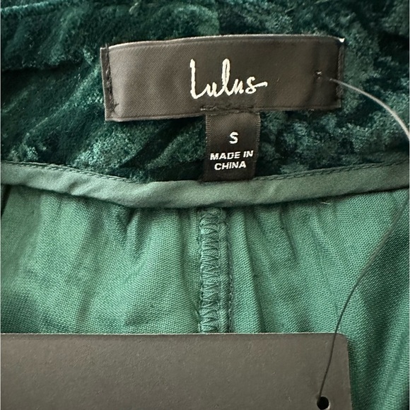 Lulus - Happiest Holiday Emerald Green Crushed Velvet Wide-Leg Pants - Picture 5 of 8